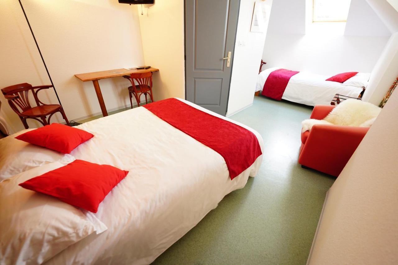 Logis Le Relais Des Remparts 2* Allanche