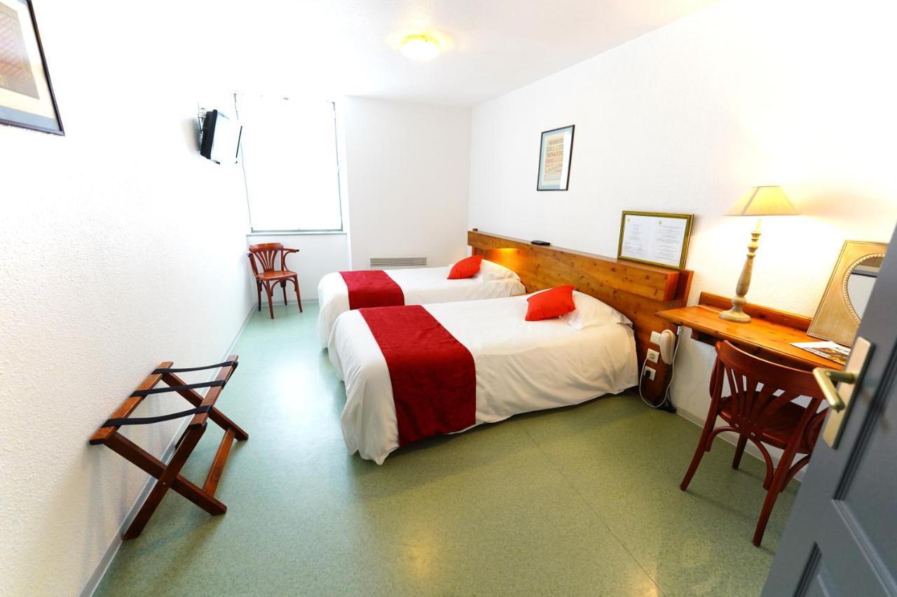 Logis Le Relais Des Remparts Hotel