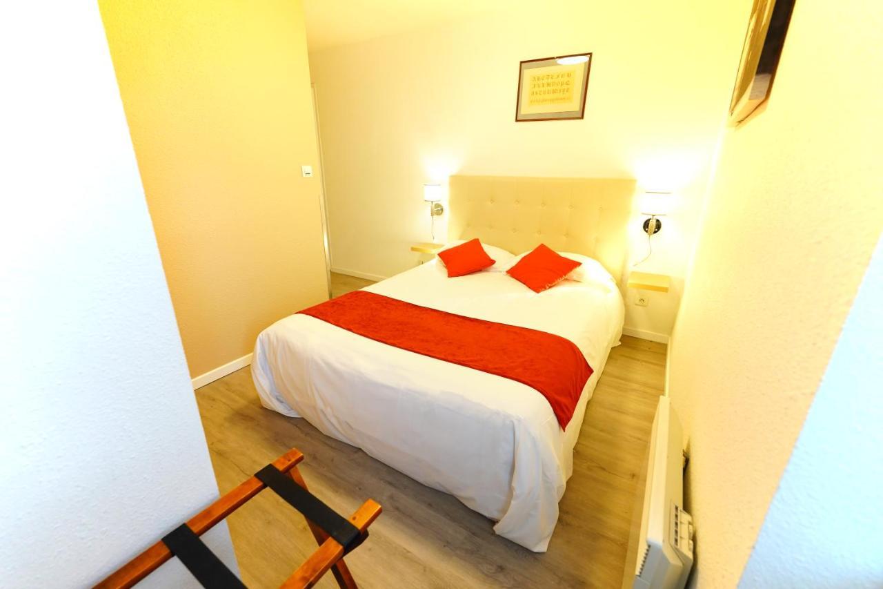 Hotel Logis Le Relais Des Remparts