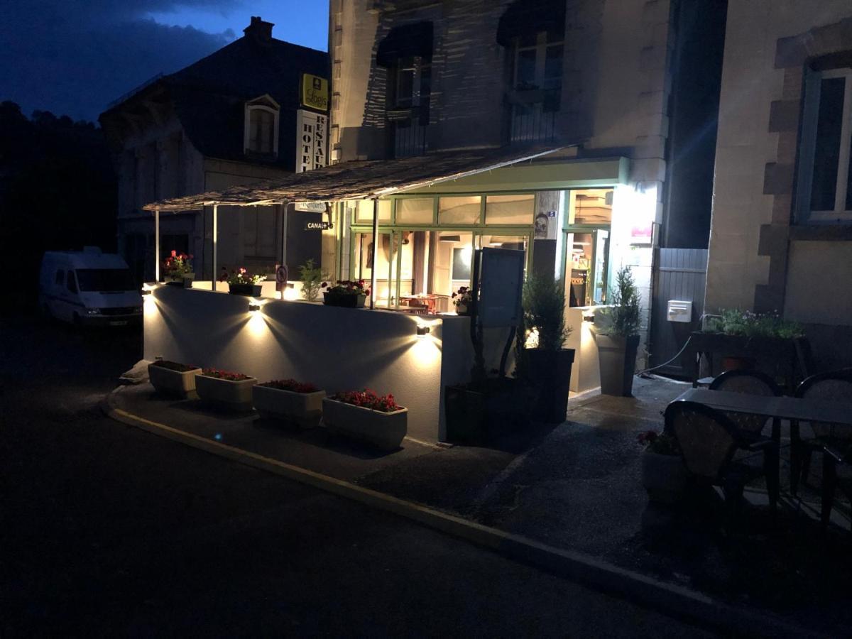 Hotel Logis Le Relais Des Remparts 2*